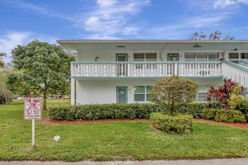 2 bedroom Condominium at 51 Ventnor C, Century Village, Deerfield Beach — photo 4