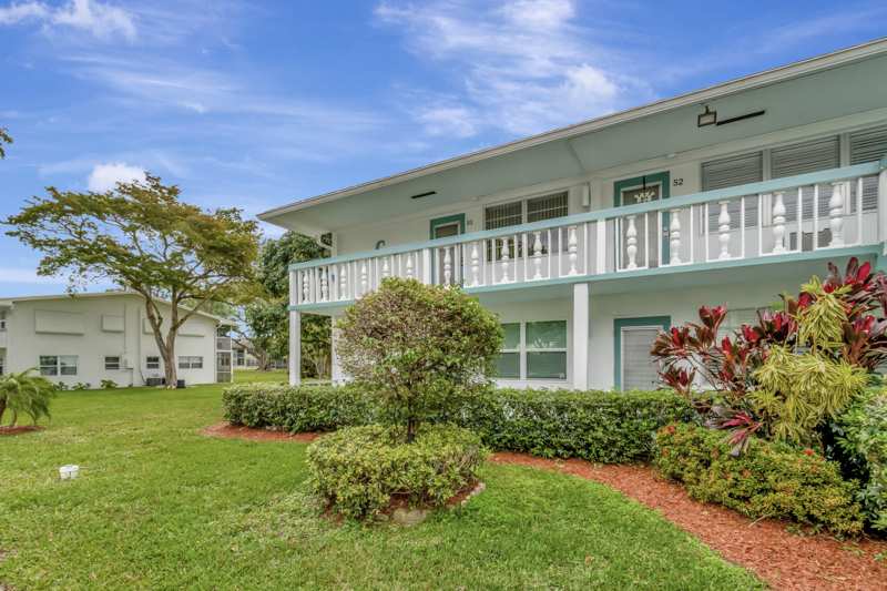 2 bedroom Condominium at 51 Ventnor C, Century Village, Deerfield Beach — photo 1