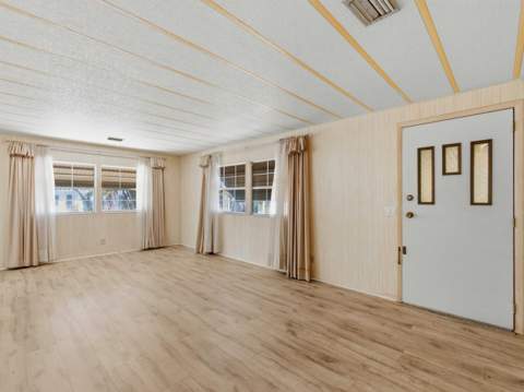 8903 Oak Street, Boynton Beach FL - photo 12 of 42