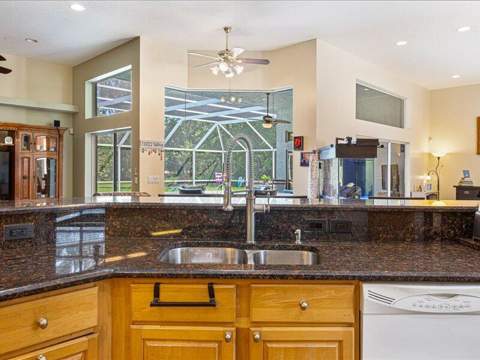 6575 NW Pomona Court, Port St. Lucie FL - photo 22 of 61