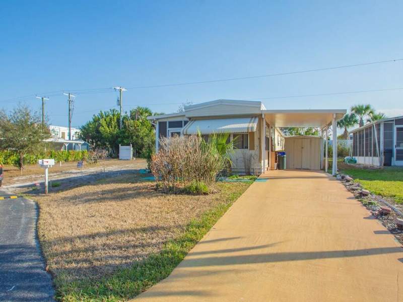 2 bedroom Mobile Home at 335 NE Tropicalia Lane, Tropical Acres, Jensen Beach — photo 4