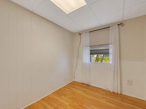 335 NE Tropicalia Lane, Jensen Beach FL - photo 19 of 34