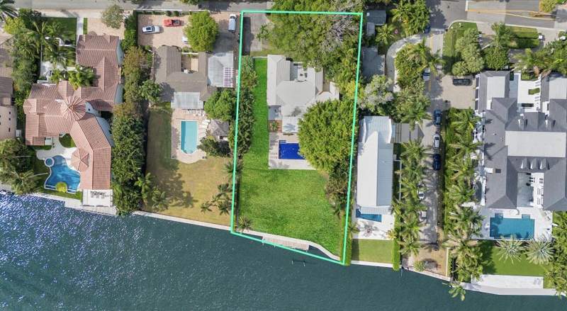 5 bedroom Single Family Residence at 1 Fisher Lane, Las Palmas Sub, Delray Beach — photo 2