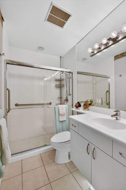 5505 N Ocean Boulevard #13-204, Ocean Ridge FL - photo 17 of 39