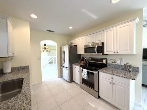 1546 SE Prestwick Lane #12d, Port St. Lucie FL - photo 13 of 36