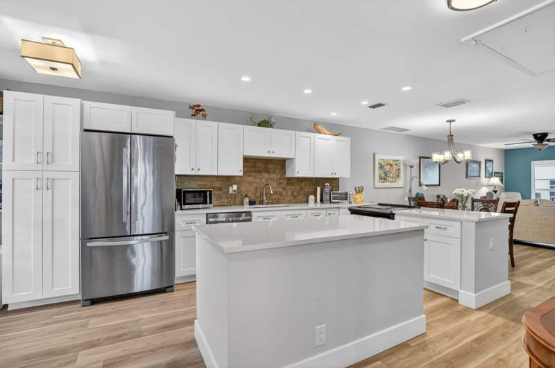 2 bedroom Condominium at 8871 Warwick Drive, Boca Lakes Condo, Boca Raton — photo 3
