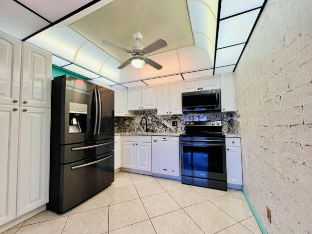 110 Wellington B home for sale in Century Village - Wellington Condos