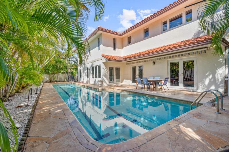 5 bedroom Single Family Residence at 710 Marble Way, Sun And Surf Club Community, Boca Raton — photo 3