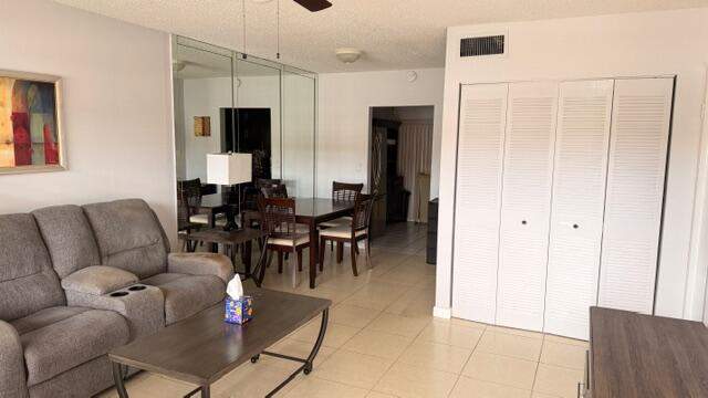 1 bedroom Condominium at 5 Abbey Lane #104, VILLAGES OF ORIOLE ABBEY CONDO, Delray Beach — photo 2