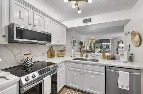 5722 Coral Lake Drive #210, Margate FL - photo 9 of 34