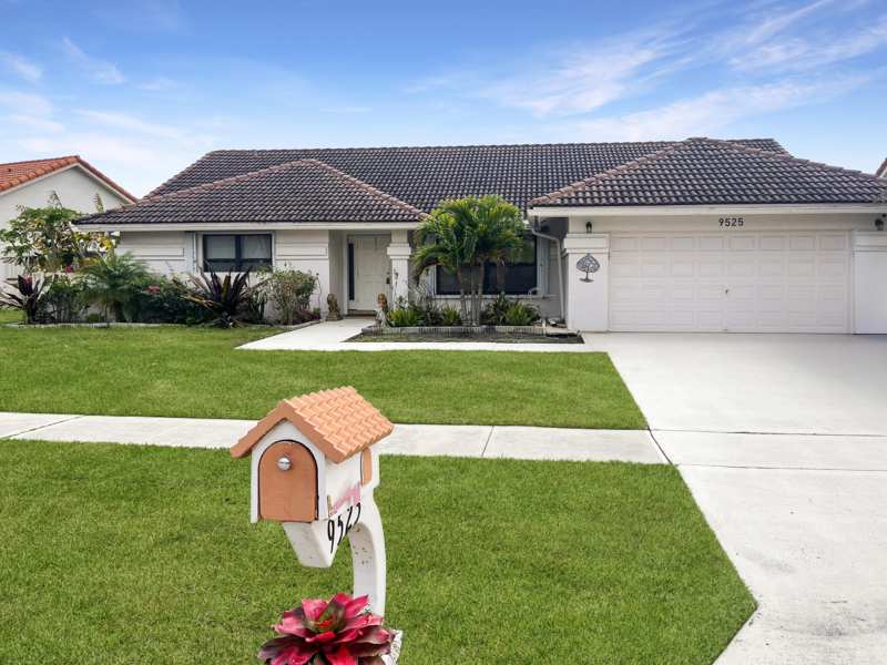 3 bedroom Single Family Residence at 9525 El Clair Ranch Road, Sun Valley 2, Boynton Beach — photo 1