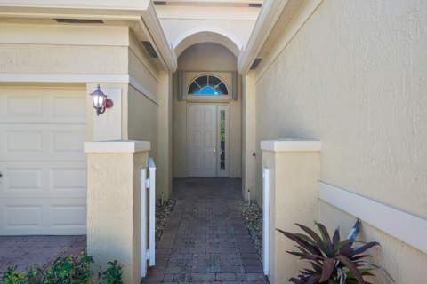 7086 Del Corso Lane, Delray Beach FL - photo 8 of 66