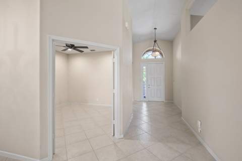 7086 Del Corso Lane, Delray Beach FL - photo 10 of 66