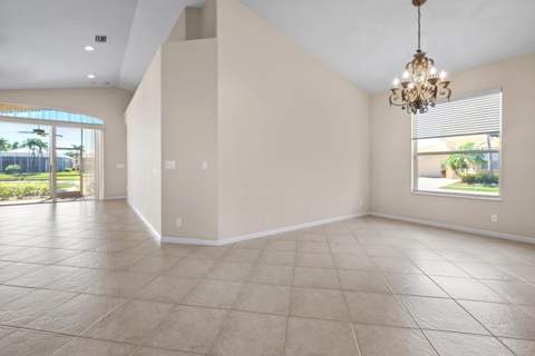 7086 Del Corso Lane, Delray Beach FL - photo 13 of 66