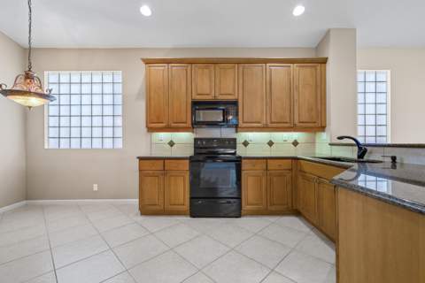7086 Del Corso Lane, Delray Beach FL - photo 17 of 66