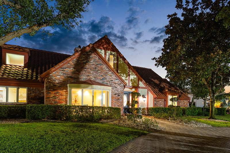 6 bedroom Single Family Residence at 3790 Kings Way, Woodfield Hunt Club, Boca Raton — photo 5