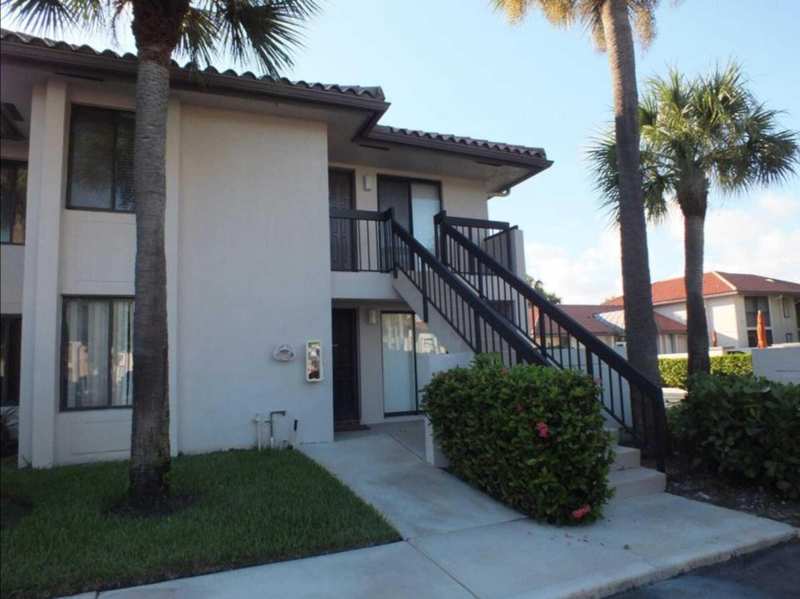 2 bedroom Condominium at 300 E Club Circle #201, San Remo Golf & Tennis Club Condo, Boca Raton — photo 1