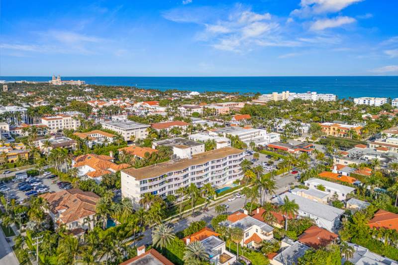 2 bedroom Condominium at 227 Australian Avenue #2c, Melborne House Condo, Palm Beach — photo 4