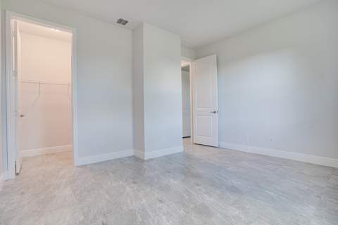 388 SW Vista Lake Drive, Port St. Lucie FL - photo 21 of 52