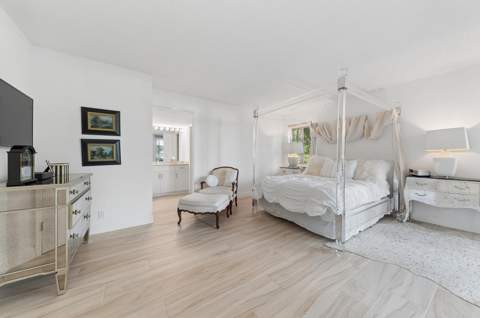 100 SE 5th Avenue #102, Boca Raton FL - photo 11 of 33