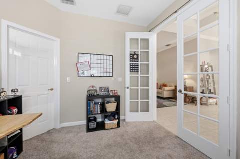 3710 Victoria Road, West Palm Beach FL - photo 7 of 37