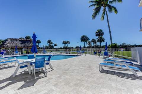 336 Golfview Road #207, North Palm Beach FL - photo 13 of 52