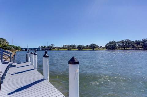 336 Golfview Road #207, North Palm Beach FL - photo 9 of 52