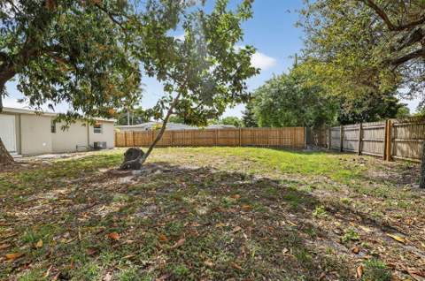 3600 SW 46th Avenue, West Park FL - photo 23 of 24