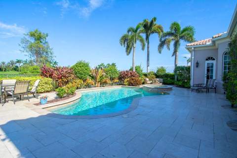 138 SE Via San Marino, Port St. Lucie FL - photo 6 of 47