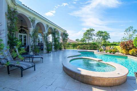 138 SE Via San Marino, Port St. Lucie FL - photo 7 of 47