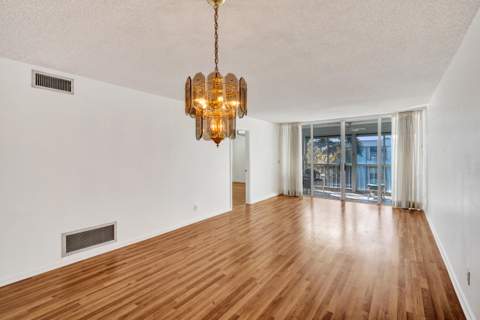 2012 S Federal Highway #404, Boynton Beach FL - photo 10 of 25