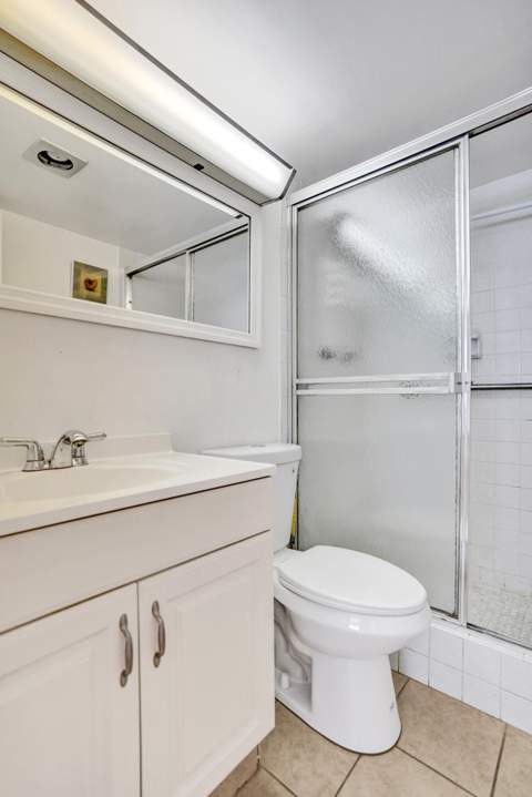 2012 S Federal Highway #404, Boynton Beach FL - photo 6 of 25