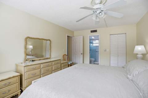 721 Lori Drive #113, Palm Springs FL - photo 22 of 37
