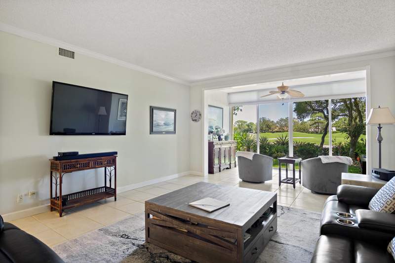 3 bedroom Condominium at 12457 Harbour Ridge Boulevard #27, Harbour Ridge Yacht and Country Club - Pond Apple Village Condominium, Palm City — photo 3