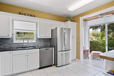 12457 Harbour Ridge Boulevard #27, Palm City FL - photo 13 of 33