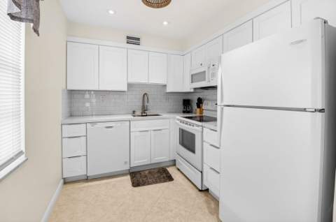 173 Flanders D, Delray Beach FL - photo 19 of 93