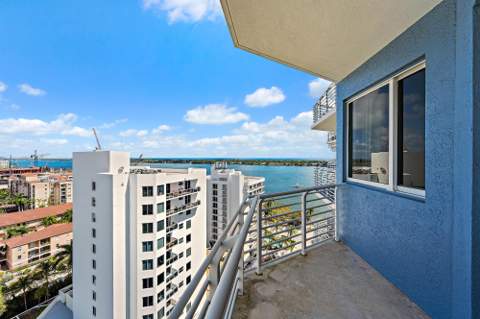 1551 N Flagler Drive #Ph L7, West Palm Beach FL - photo 17 of 28