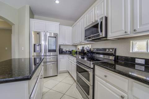 6770 Aliso Avenue, West Palm Beach FL - photo 11 of 30