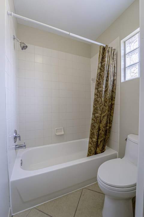6770 Aliso Avenue, West Palm Beach FL - photo 22 of 30