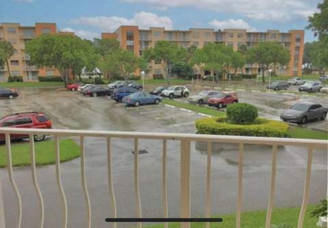 500 Executive Center Drive #2h, West Palm Beach FL - photo 9 of 12