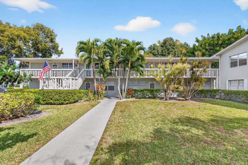 1 bedroom Condominium at 247 Ventnor R, Ventnor R Condo, Deerfield Beach — photo 1