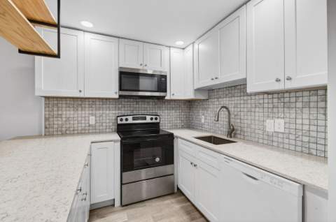 247 Ventnor R, Deerfield Beach FL - photo 20 of 124