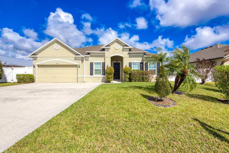 4 bedroom Single Family Residence at 5285 NW South Delwood Drive, Port St Lucie Section 47, Port St. Lucie — photo 1