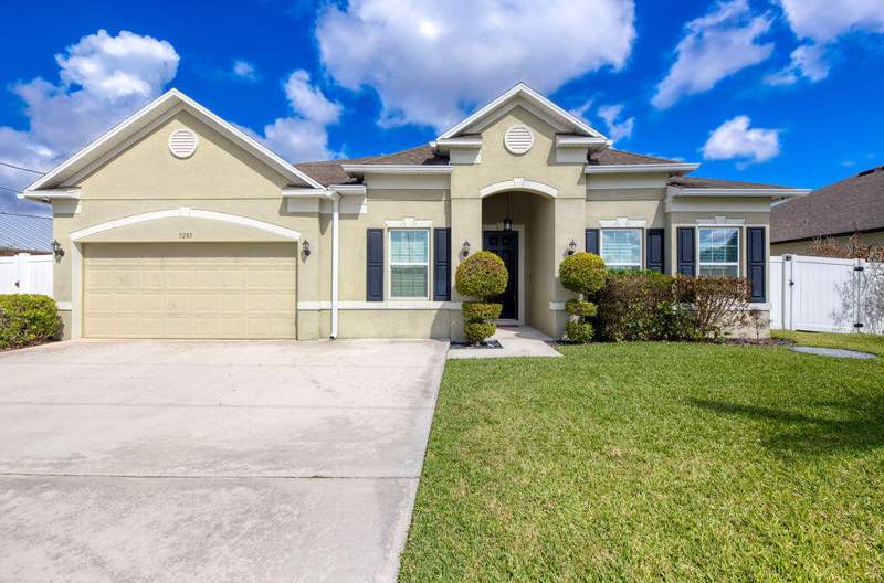 4 bedroom Single Family Residence at 5285 NW South Delwood Drive, Port St Lucie Section 47, Port St. Lucie — photo 2
