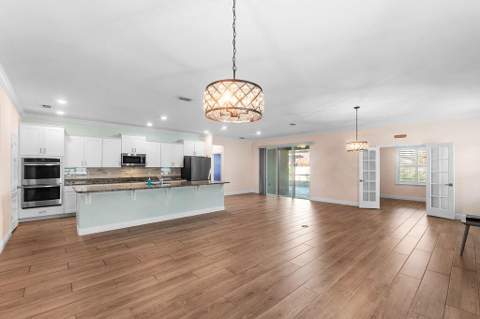 5285 NW South Delwood Drive, Port St. Lucie FL - photo 11 of 47
