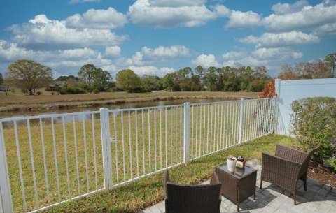 656 NE Waters Edge Lane, Port St. Lucie FL - photo 8 of 32