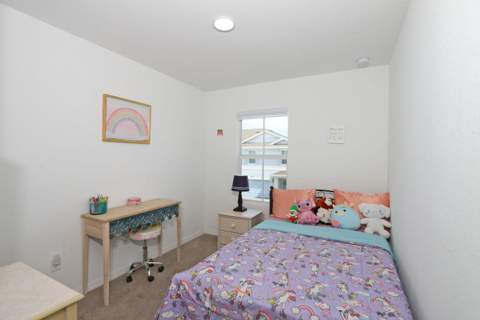 656 NE Waters Edge Lane, Port St. Lucie FL - photo 16 of 32