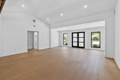 326 Palmetto Street, West Palm Beach FL - photo 11 of 63
