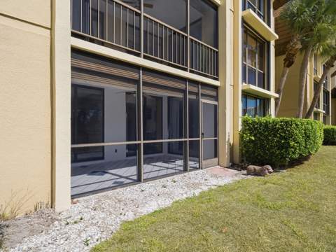 5390 Woodland Lakes Drive #104, Palm Beach Gardens FL - photo 18 of 29