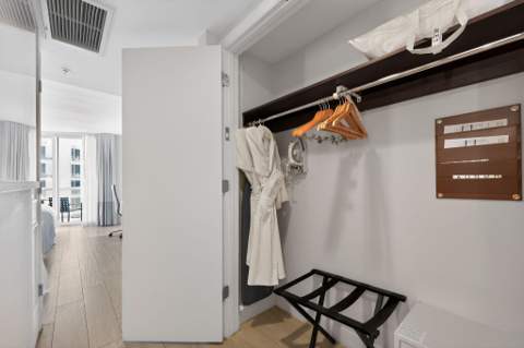 505 N Fort Lauderdale Beach Boulevard #1512, Fort Lauderdale FL - photo 15 of 33
